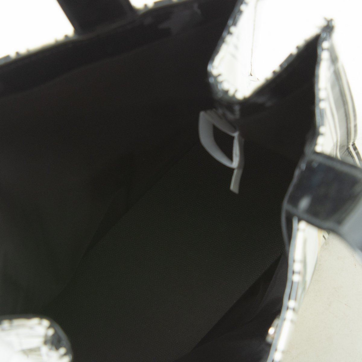 メール便 Harrods ハロッズ トートバッグ サブバッグ ハンドバッグ 犬 Dog ブランドロゴ Pvc ビニール 軽量 イギリス 英国 黒 白 ビニール製 売買されたオークション情報 Yahooの商品情報をアーカイブ公開 オークファン Aucfan Com