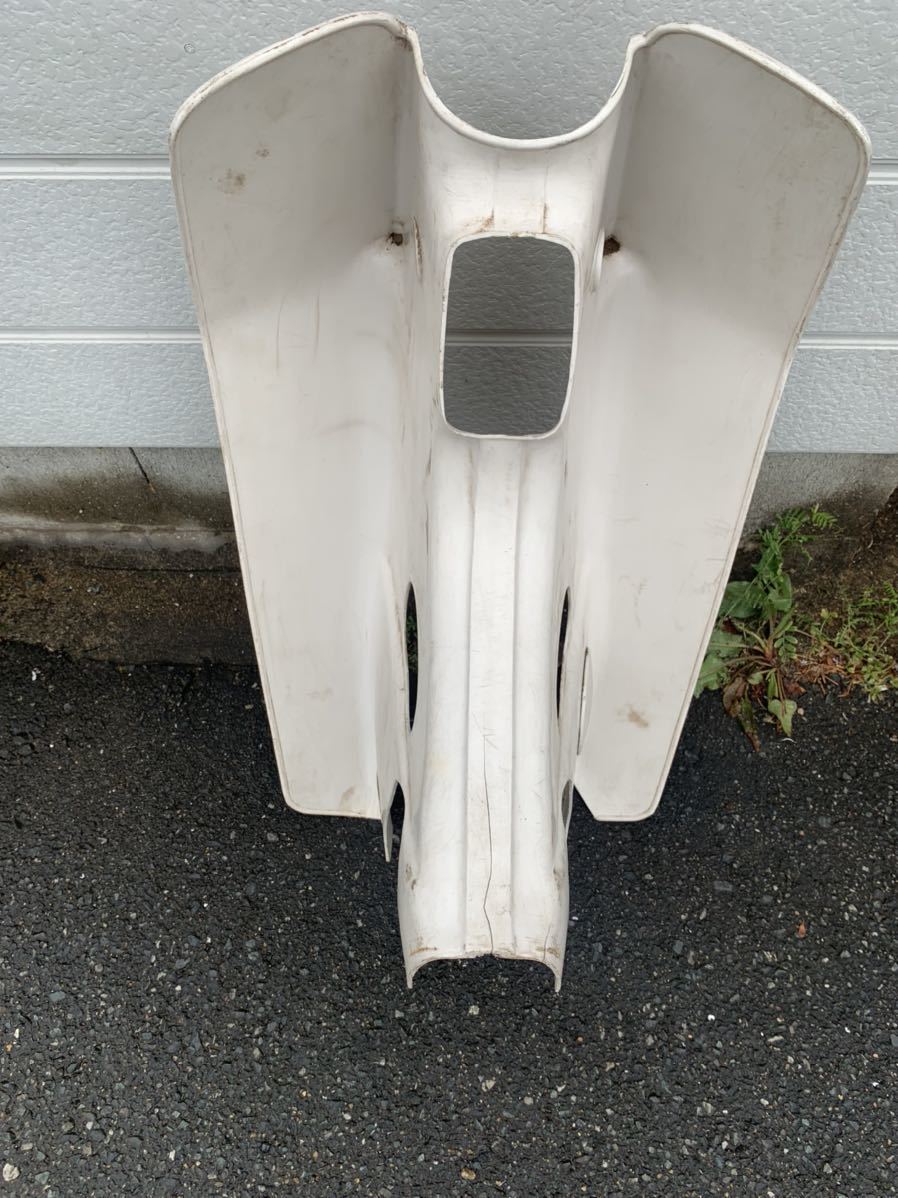 旧車 昭和レトロ ホンダ カブ 行灯？かもめ？ レッグシールド 中古品