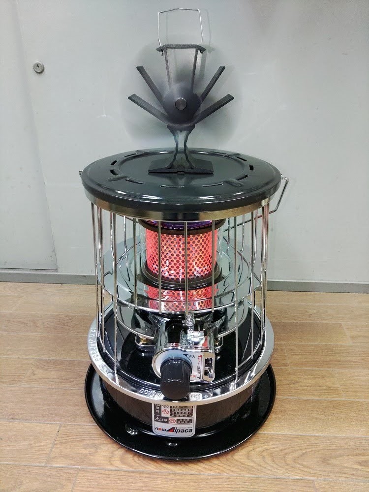 H-8661】中古品 使用極少 美品 ニューアルパカ 石油ストーブ TS-77JS-C