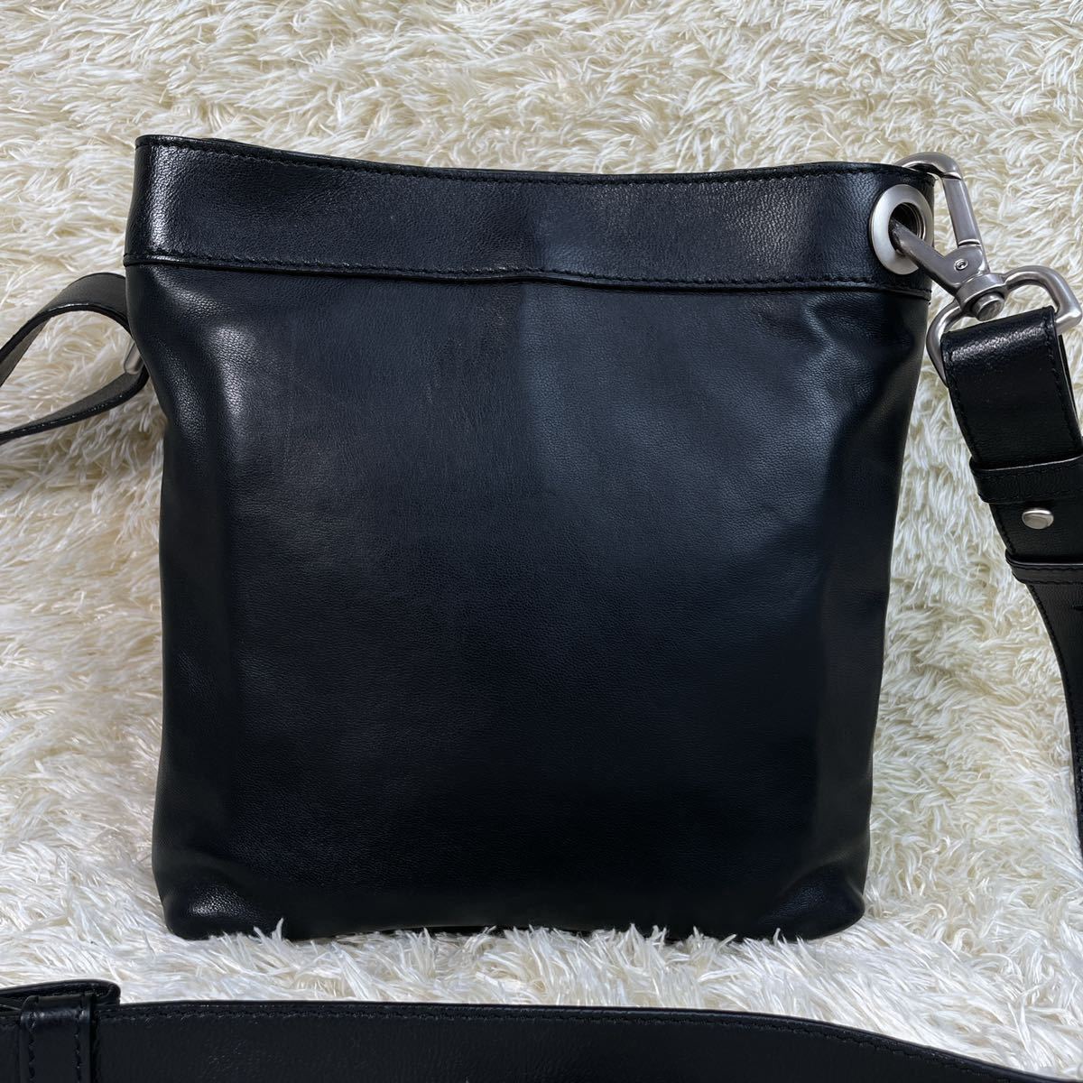 1円【未使用級】EMPORIO ARMANI エンポリオアルマーニ ショルダー