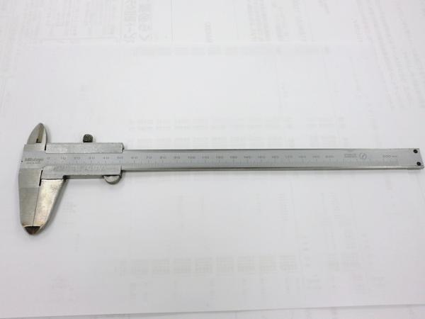 【新作，2026】 MITUTOYO ノギス 200mm(基準器、ゲージ)｜売買されたオークション情報、yahooの商品情報をアーカイブ公開 - オークファン 基準器、ゲージ