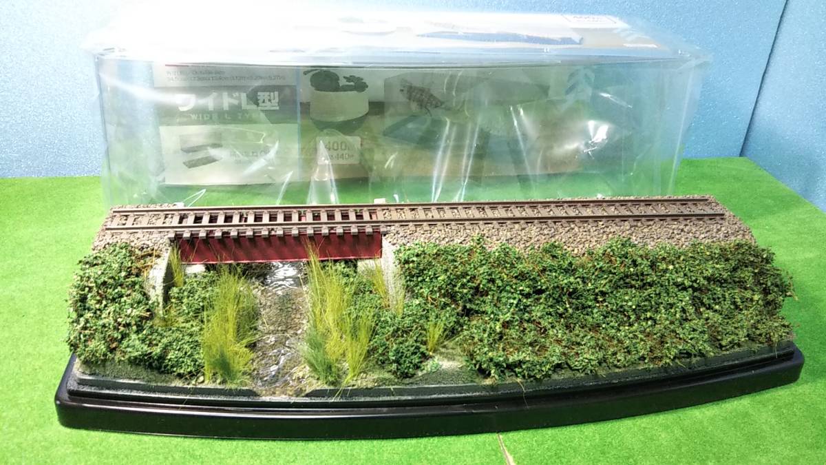 ハンドメイド　HOゲージ 車両展示台 ジオラマ ケース付き HOゲージ ジオラマ 車両展示台です。☆268 【公式通販】