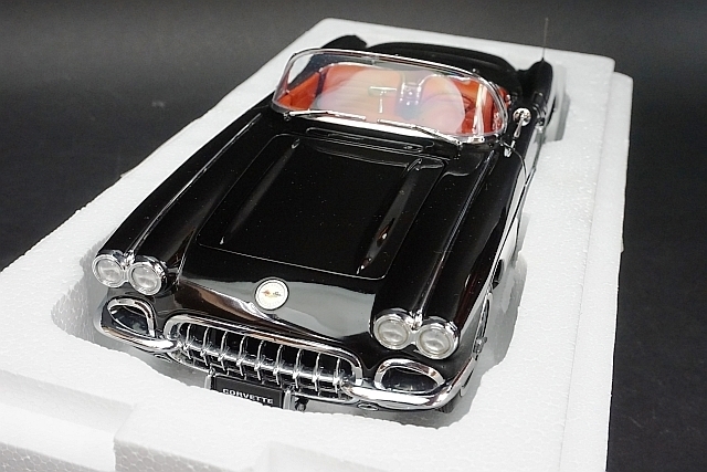 AUTOart オートアート 1/18 Chevrolet シボレー CORVETTE コルベット