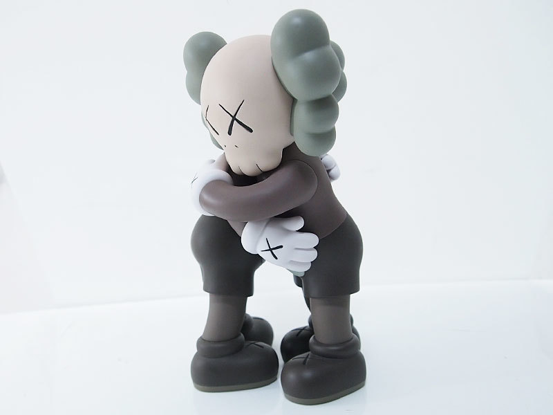 KAWS Together カウズ トゥゲザーフィギュア kaws together gray