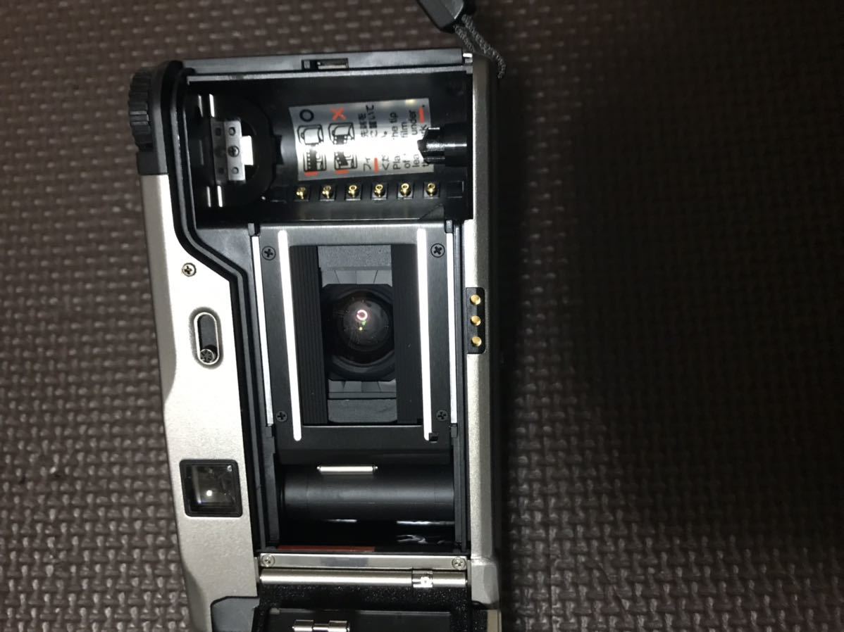 CONTAX tvs・フィルムカメラ ・一眼レフ・コンタックス動作未確認