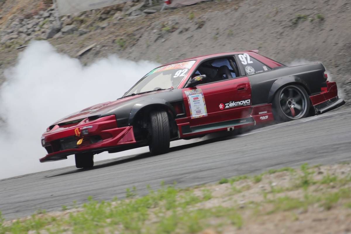 Zeknova Japan公式ストア限定セール RS606 R3 TW140 285/35ZR20 285/35/20　2本1セット！在庫処分税込価格_8