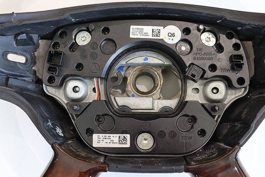 Sクラス W221 メルセデスベンツ ステアリング 後期 ウッド | メルセデス・ベンツ ベンツ□ウッド&frasl;本革コンビ純正ステアリング□W219(CLSクラス 希少 S350 ベンツ ベンツ□ウッド&frasl;本革コンビ純正ステアリング□W219 ステアリングの通販 S550 S400