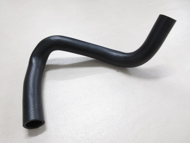 新品 キャラバン E23 H20 用 ラジエターホース ロア