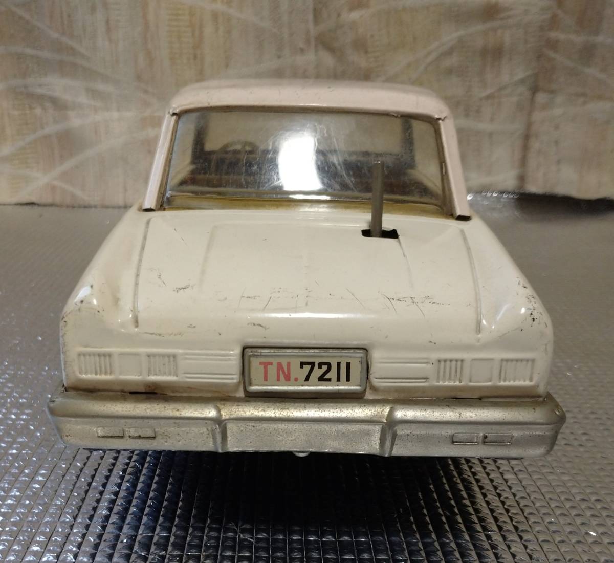 野村トーイ？ブリキ 日産セドリック？全長39cm TN.7211(自動車)｜売買