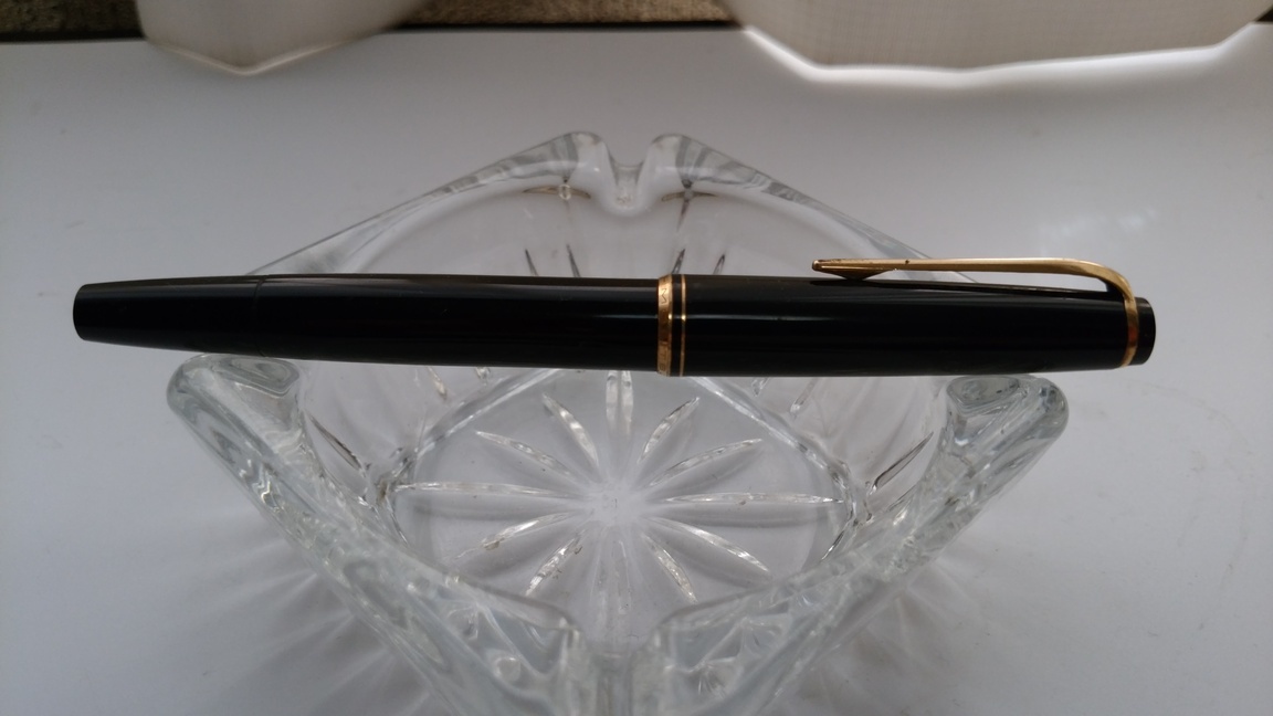 モンブラン No.24 - モンブラン｜Pen Cluster | 万年筆 Black Red 川口
