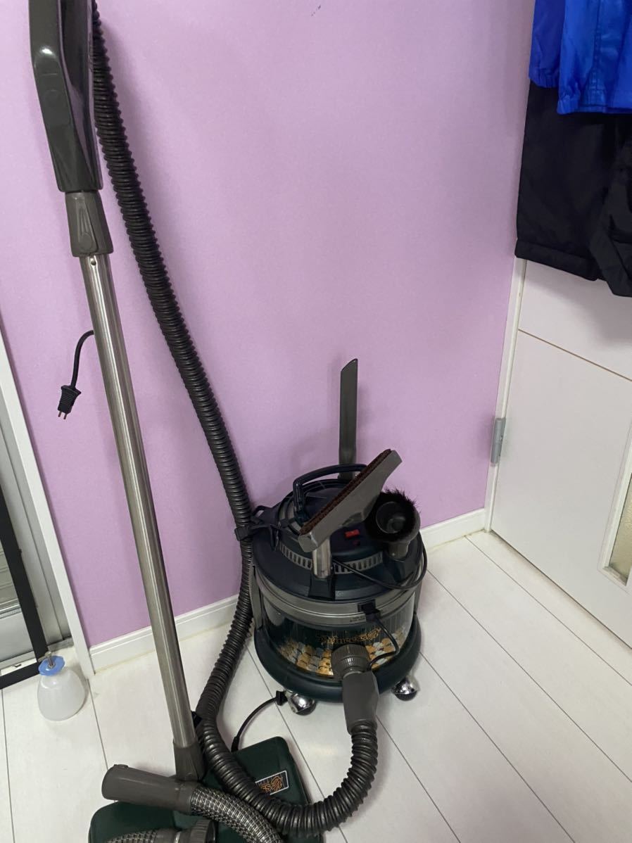 プリンセス　エメラルド　高級掃除機　中古
