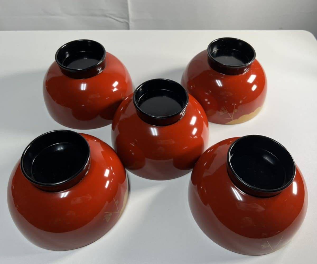 時代　黒漆に軍配団扇と桃の蒔絵が輝く吸物椀漆器5点セット（輪島塗生活骨董雑煮椀 輪島塗 吸物椀 5客 蒔絵 箱付 5客セット 共箱 趣楽 忍草