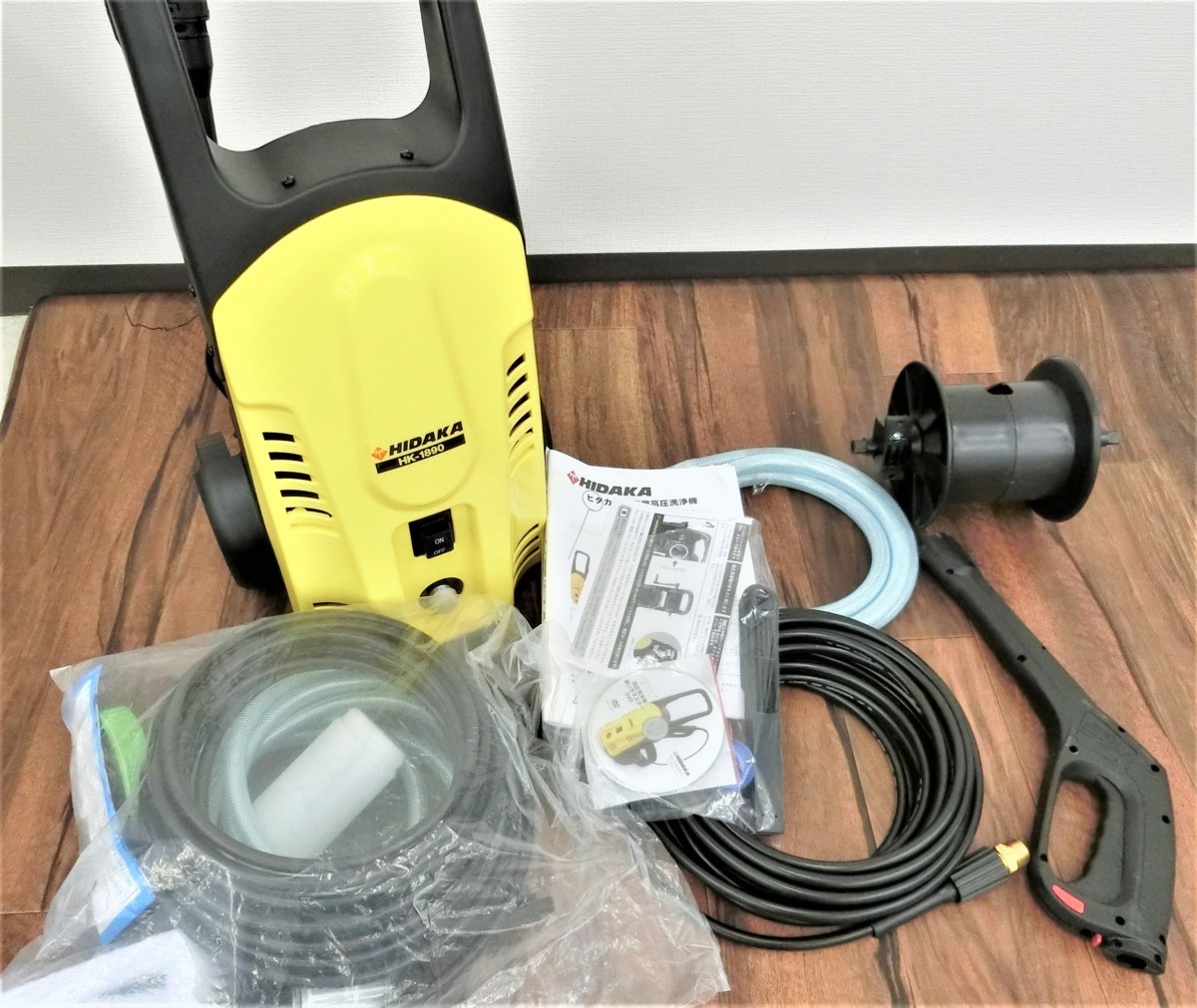 【大得価，人気】 桐生店 現状品 4-66 HIDAKA ヒダカ HK-1890 家庭用高圧洗浄機 ホース付き(高圧洗浄機)｜売買されたオークション情報、yahooの商品情報をアーカイブ公開 - オークファン 高圧洗浄機