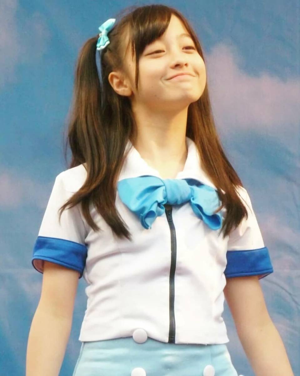 女優 橋本環奈 81C L版10枚 高画質 美品 貴重品(タレントグッズ)｜売買