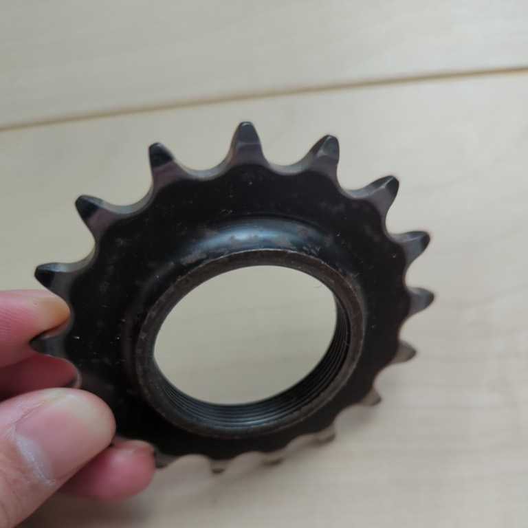 希少 SUNTOUR サンツアー 17T コグ ピスト ロックリング付き NJS