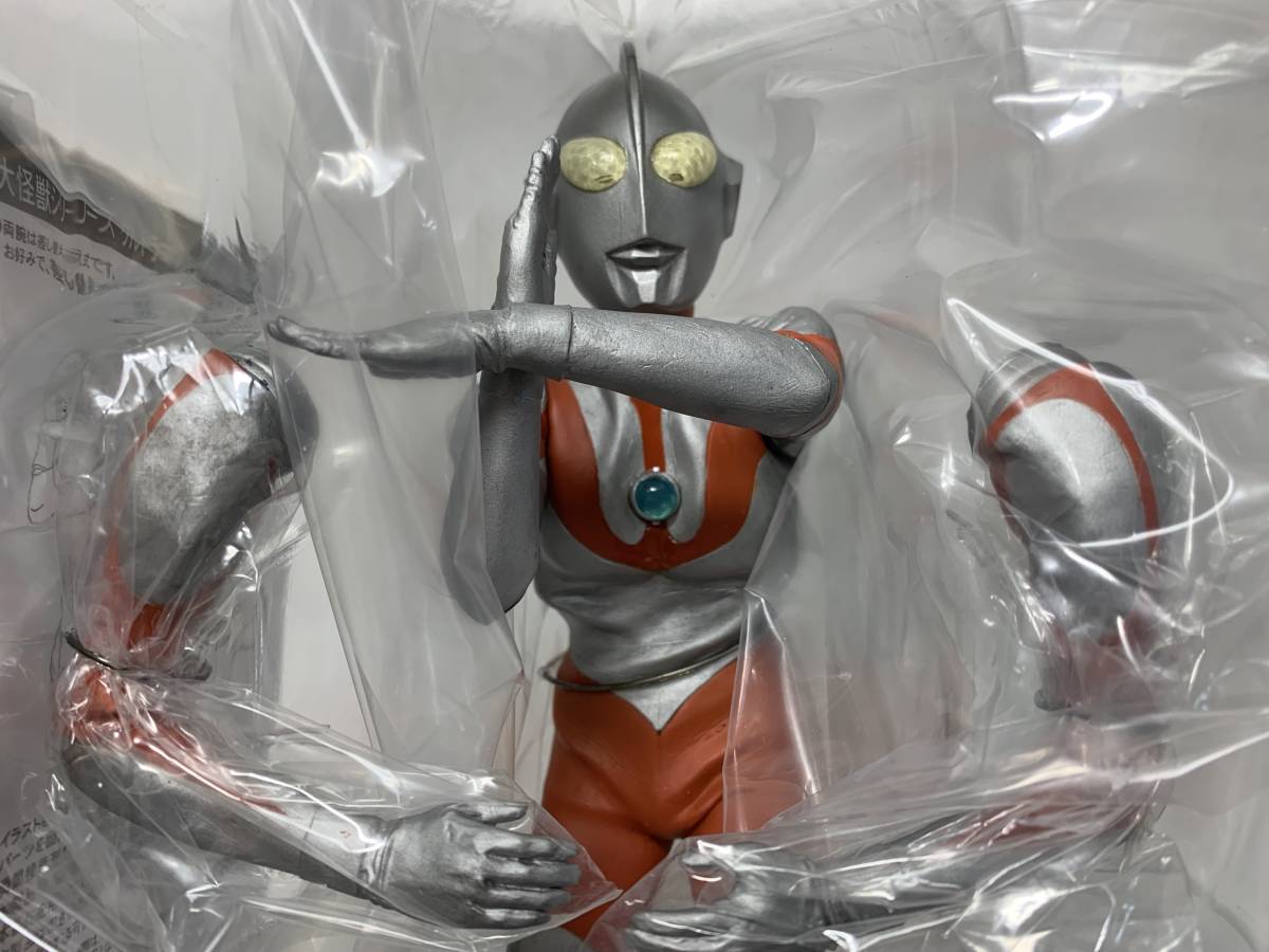 送料込み】未使用品 エクスプラス 大怪獣シリーズ ウルトラマンBタイプ