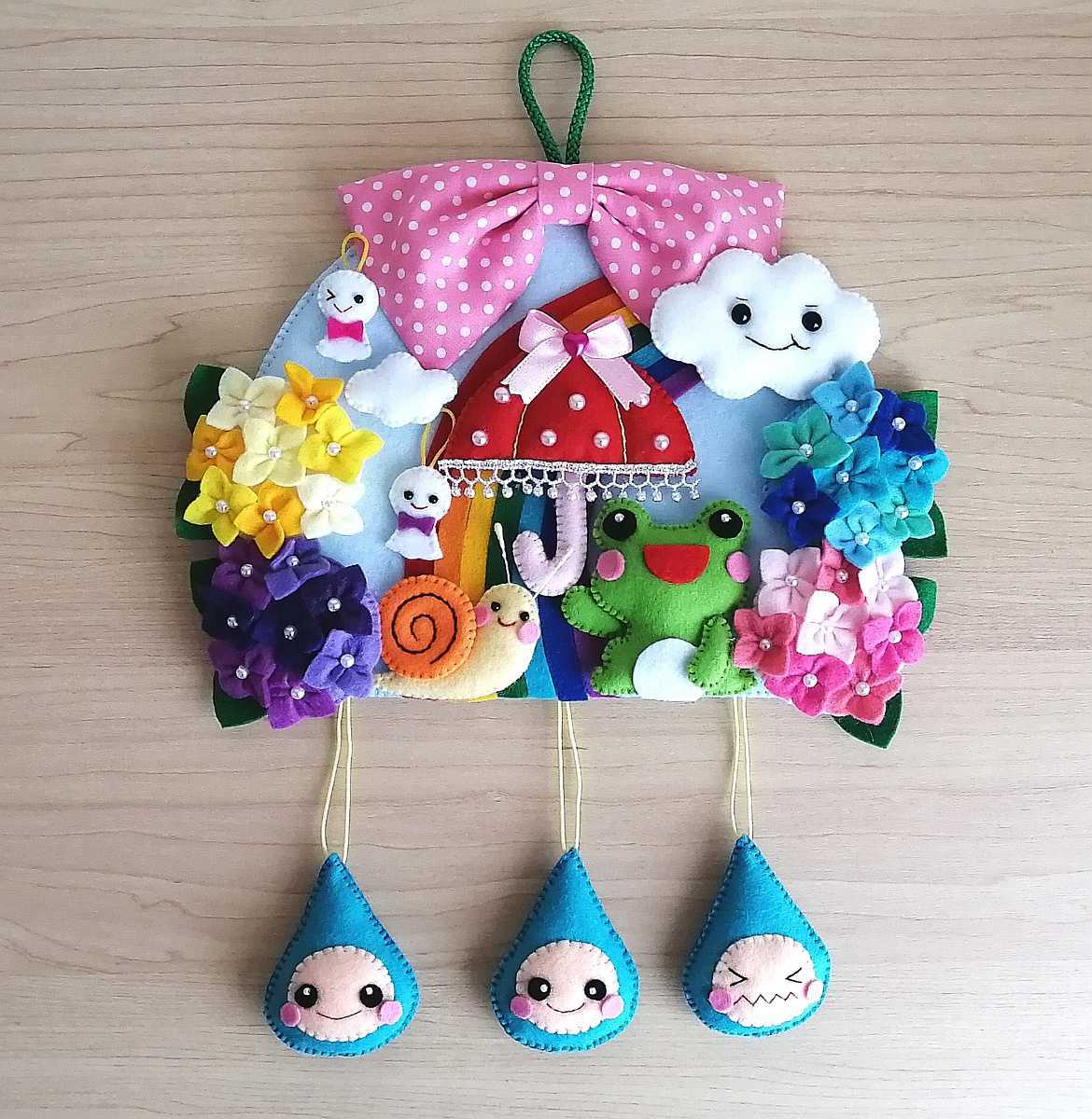 ☆ハンドメイド☆雨の日のリース☆梅雨☆てるてる坊主☆カタツムリ 