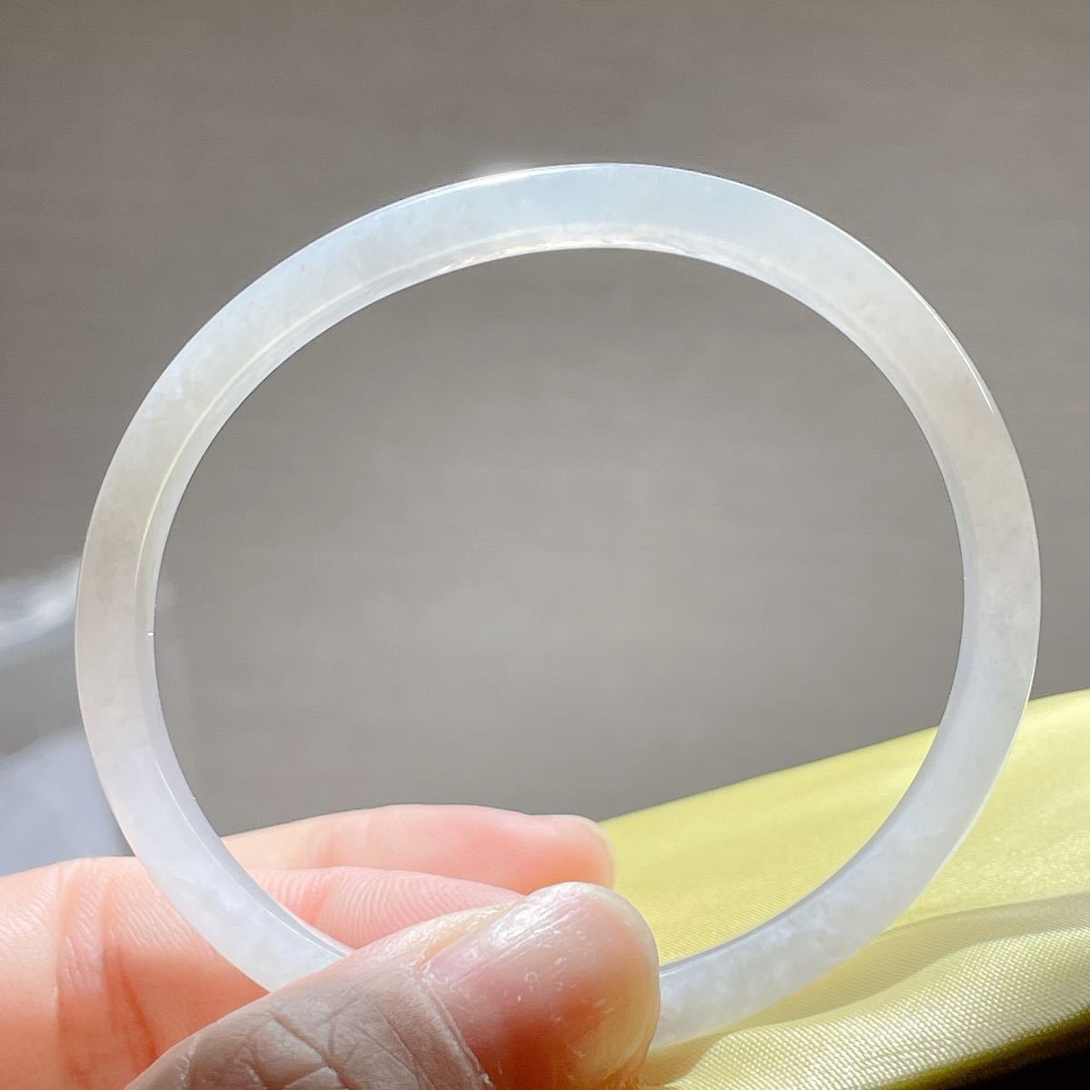 新入荷本翡翠保証天然翡翠プリンセス形バングル 内径約54.7mm 内径