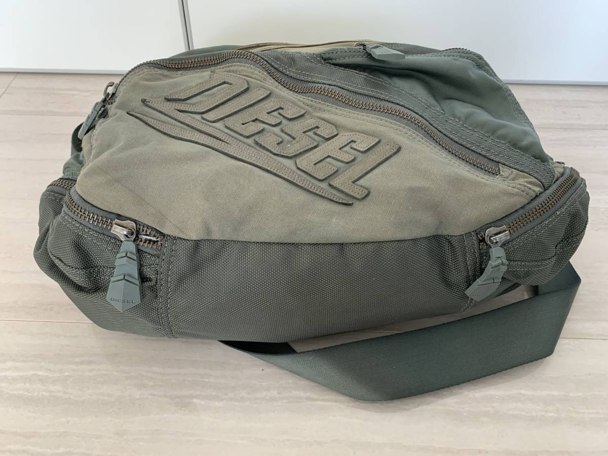 DIESEL ディーゼル ショルダーバッグ カーキ色（オリーブグリーン 