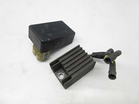 【本物保証，定番】 XLR250R MD20 レギュレーター/CDIセット 04H14(その他)｜売買されたオークション情報、yahooの商品情報をアーカイブ公開 - オークファン ホンダ用