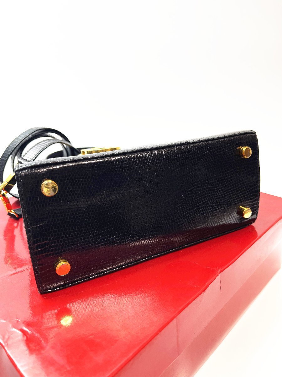 Ferragamo フェラガモ ガンチーニ黒色　８Ｂサイズ 23.5〜24㎝ Ferragamo フェラガモ ガンチーニ黒色 8Bサイズ 23.5〜24