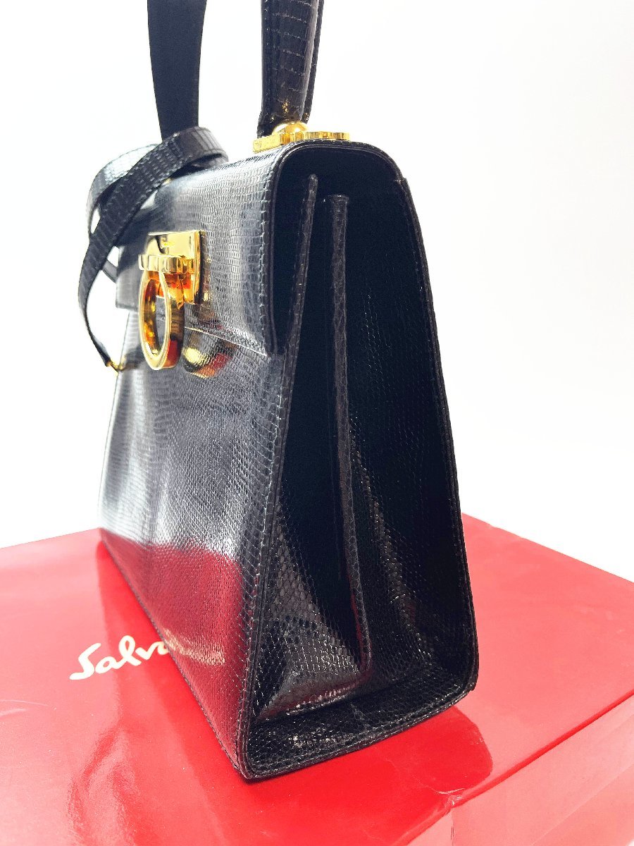 Ferragamo フェラガモ ガンチーニ黒色 8Bサイズ 23.5〜24