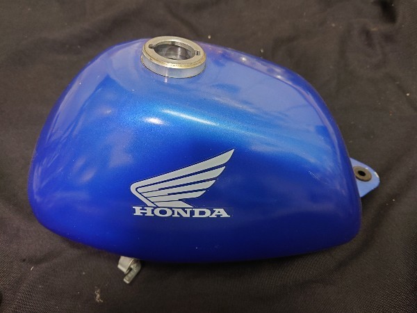 ホンダの モンキー アルミ ガソリンタンク ビックシーダーの当時物 おにぎり4Lタイプダックス カブ