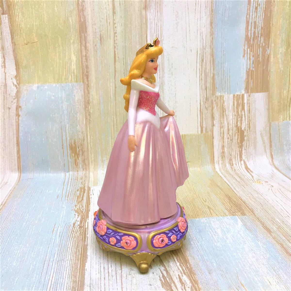 レア☆眠れる森の美女 Sleeping Beauty オーロラ姫 陶器製フィギュア