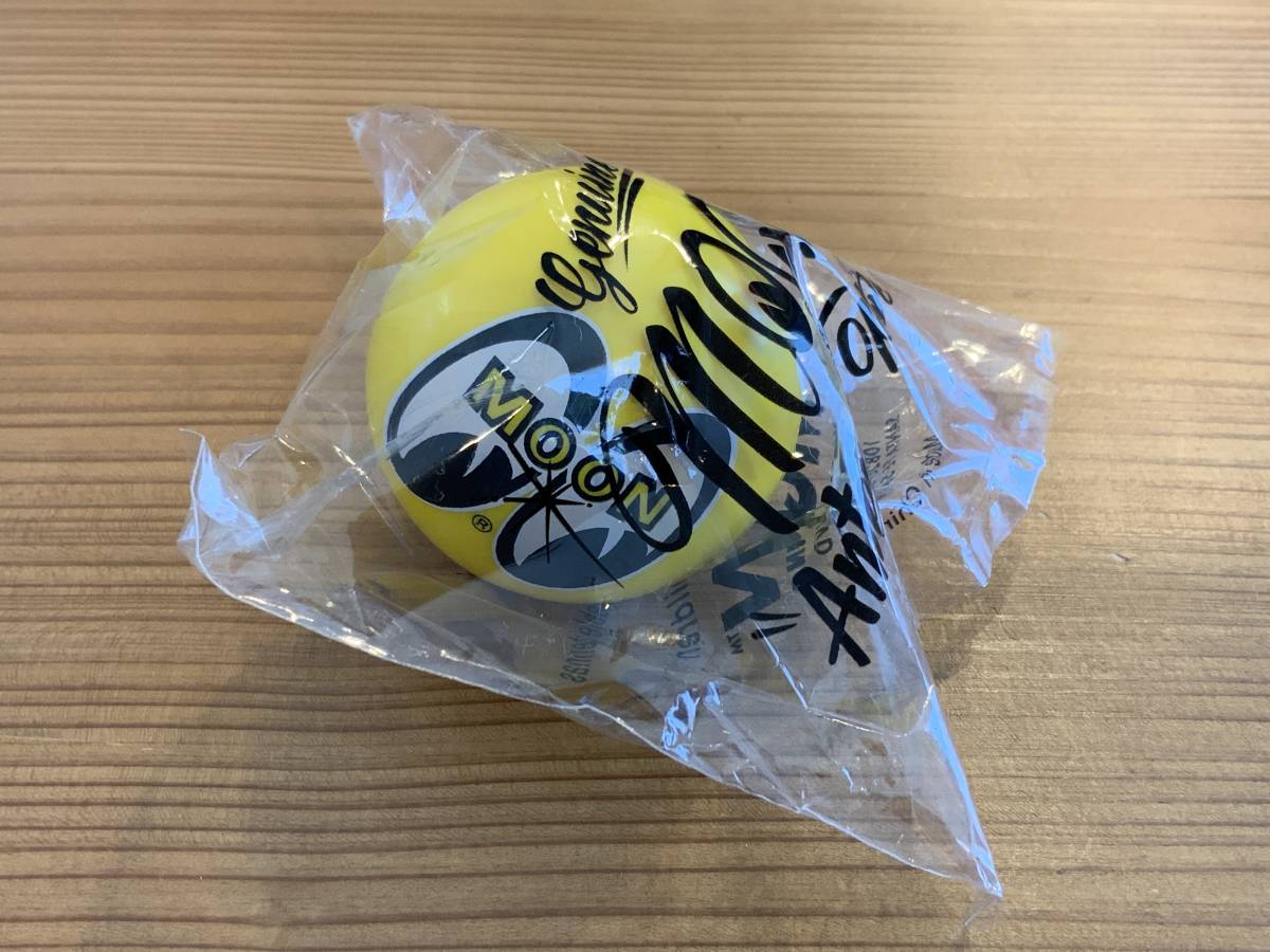 Mooneyes スポンジ製 0円発送可 アンテナ トッパー ボール ムーンアイズ イエロー 黄色 Moon Eyes アンテナトッパー アクセサリー 売買されたオークション情報 Yahooの商品情報をアーカイブ公開 オークファン Aucfan Com
