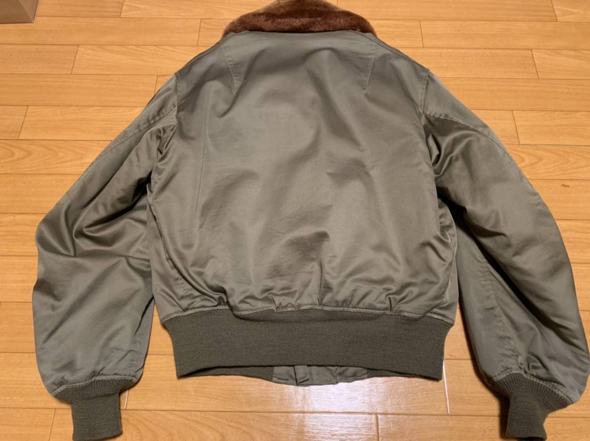 美品 ROUGH WEAR実名復刻 バズリクソンズ B-15 ヴィンテージ フライト 