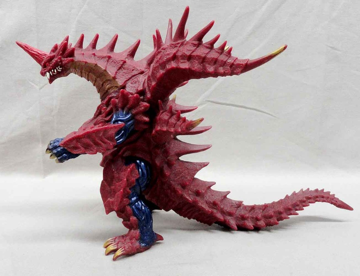 ウルトラ怪獣DXソフビ マガオロチ バンダイ ウルトラマンオーブ 500