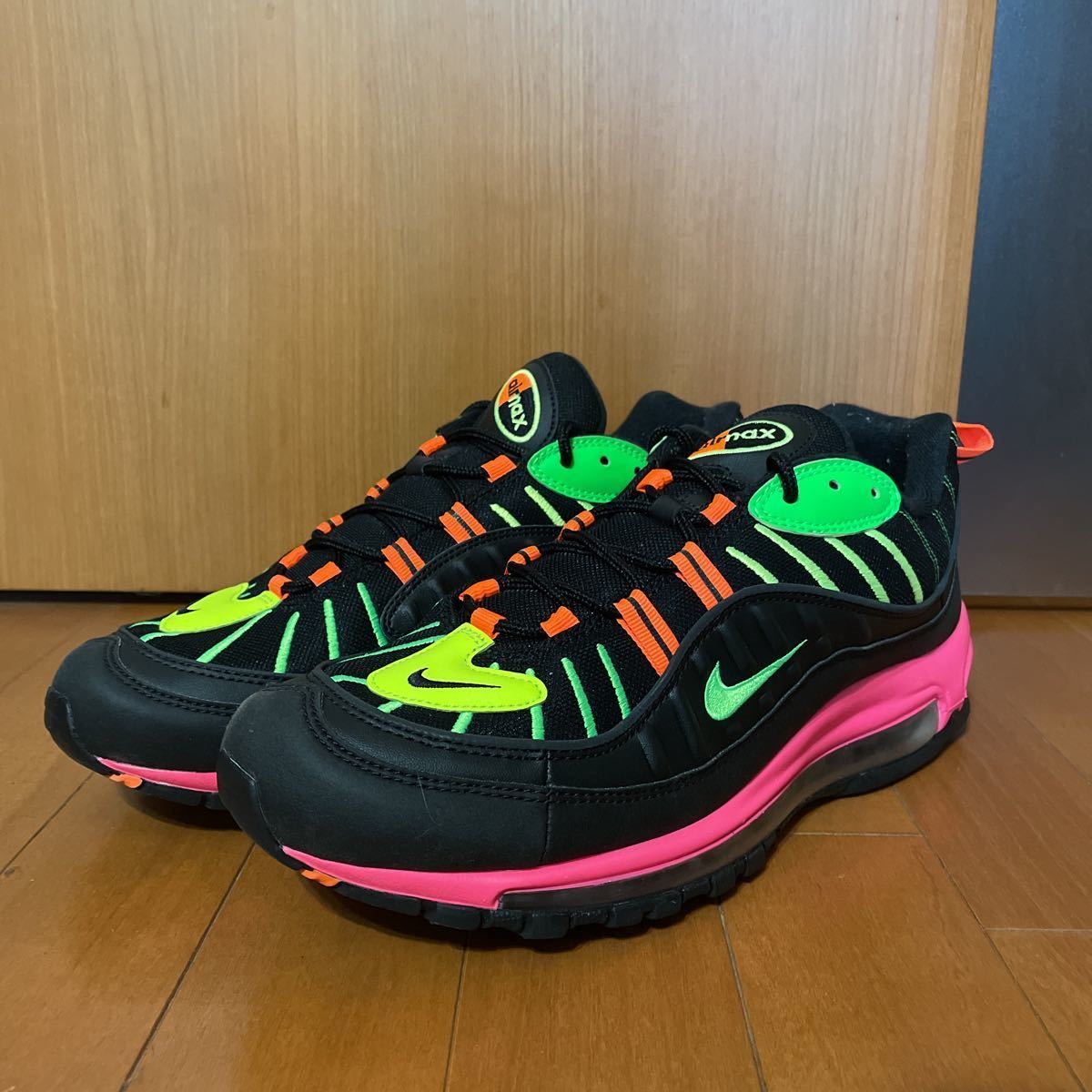 人気 定価19940円『NIKE』AIRMAX98 QS 「NEON」NIKE エアマックス 