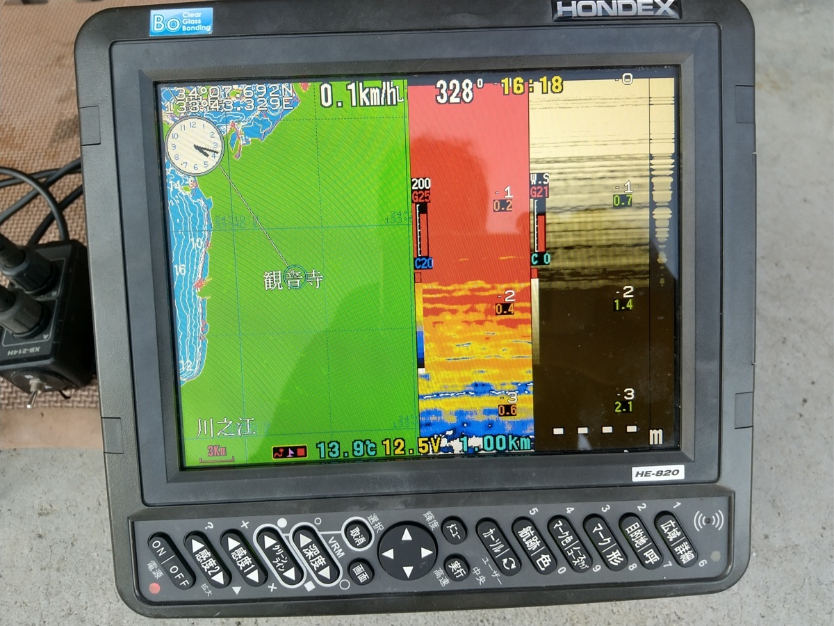 中古 魚探 ホンデックス HE-820-Bo (200kHz、400kHz、ワイドスキャン 