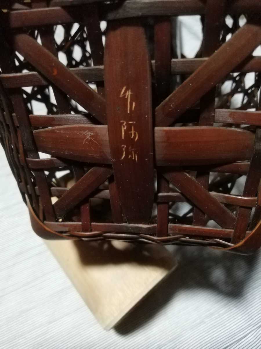 m1051548882.4