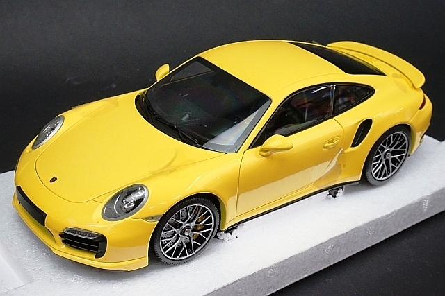 ミニチャンプス 良く ポルシェ 911 ターボ S (991) 2013 限定504台
