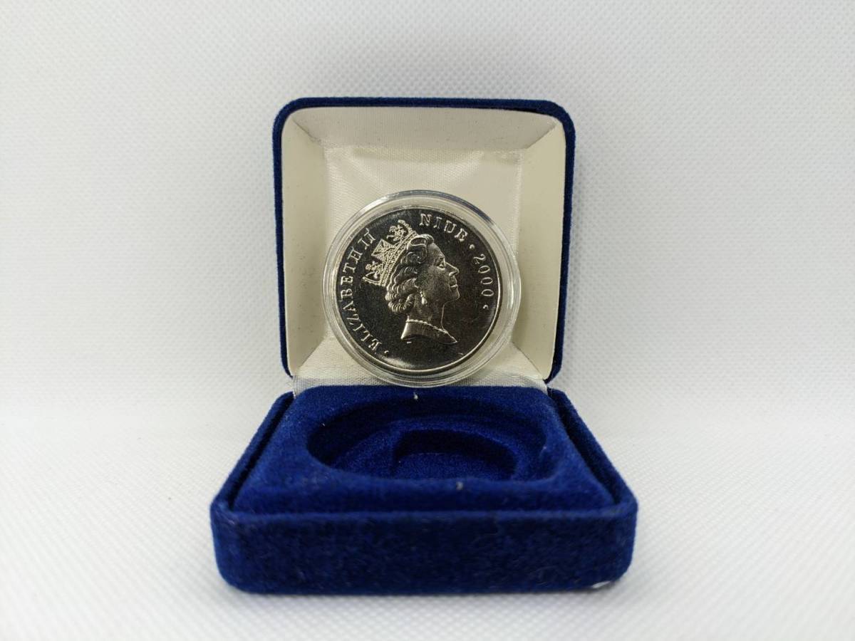 スヌーピー10ドル銀貨（ピーナッツ連載50周年記念）2000年ニウエ