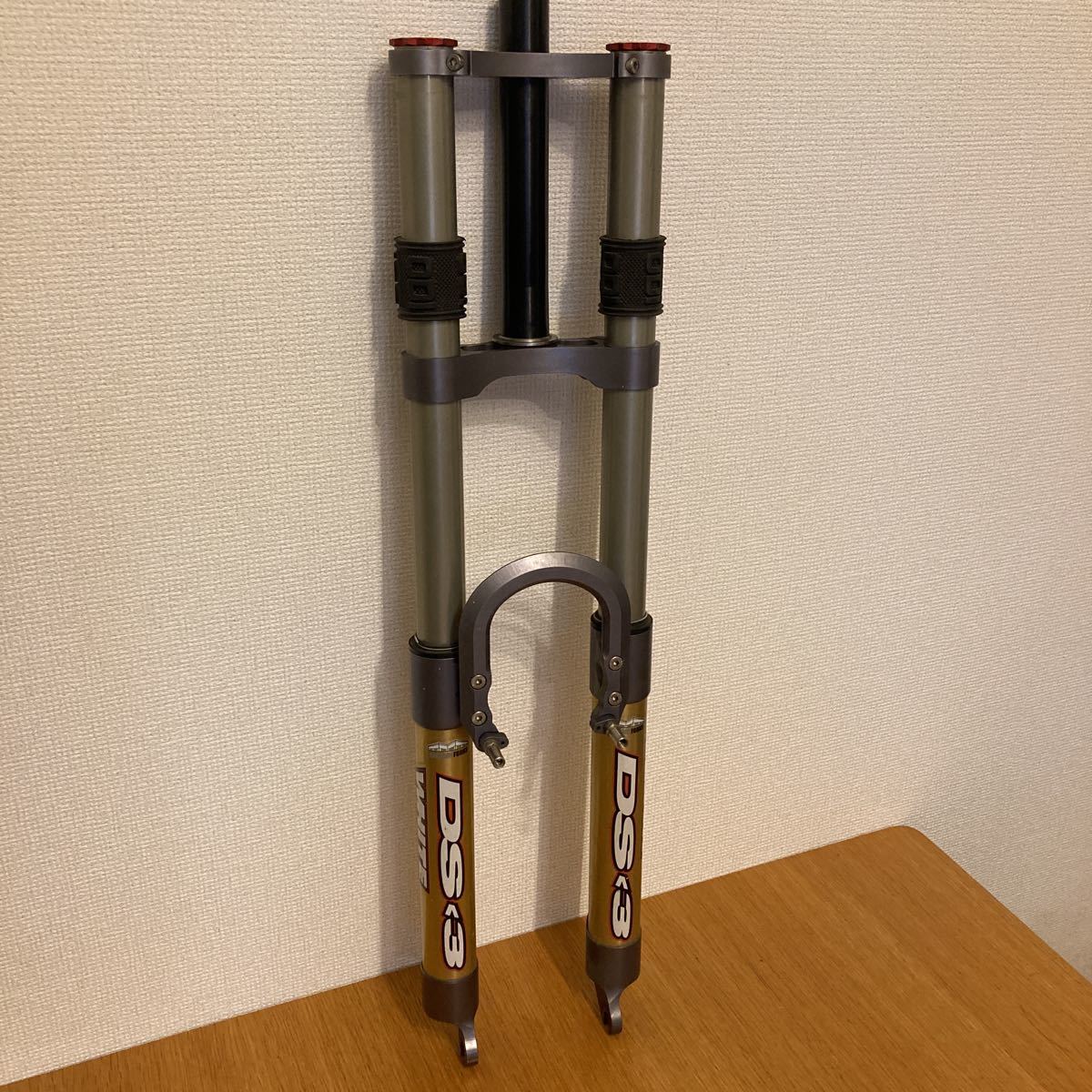 希少 WHITE BROTHERS DS3 CNC 26インチ Vブレーキ対応 FACTORY FORKS