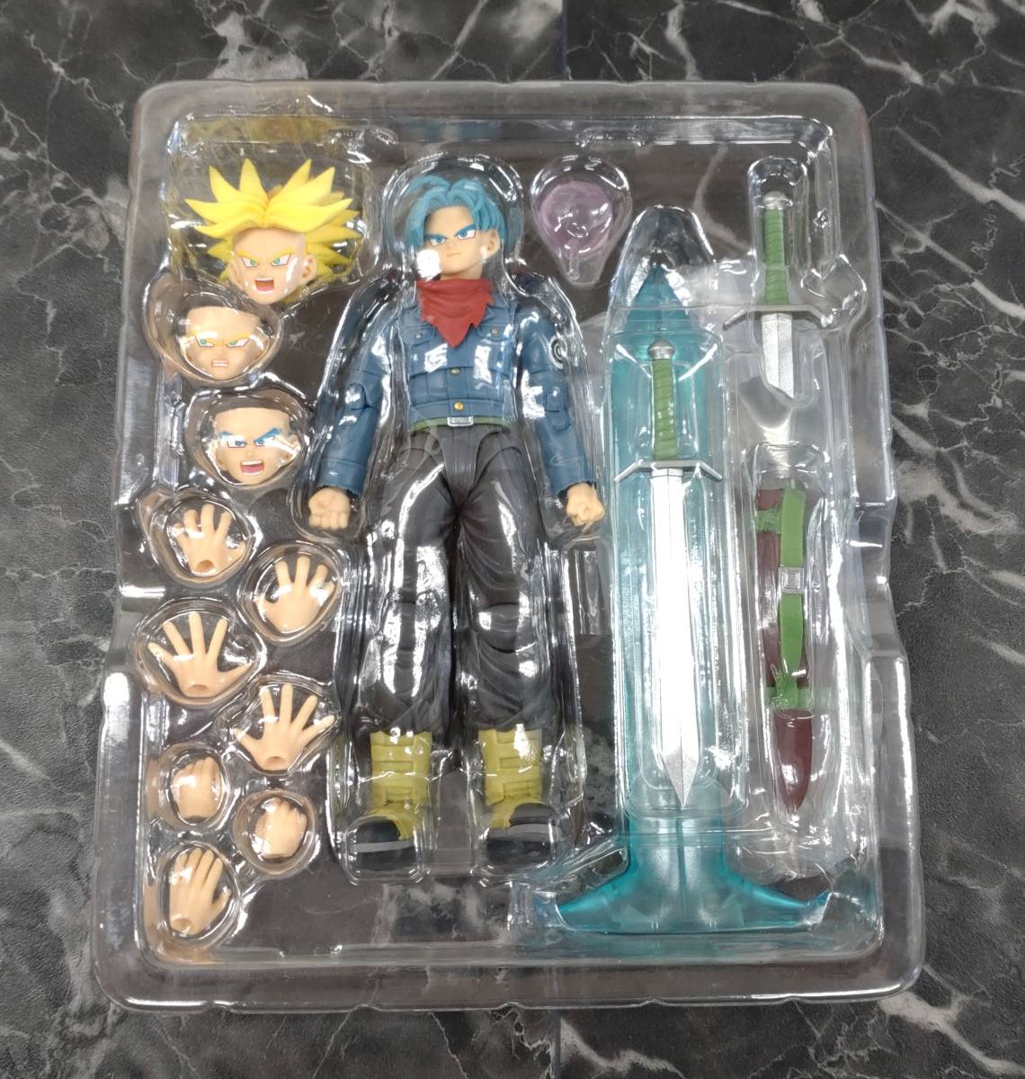 中古 S.H.Figuarts】 未来トランクス ※破損有 / ドラゴンボール超 鳥山 