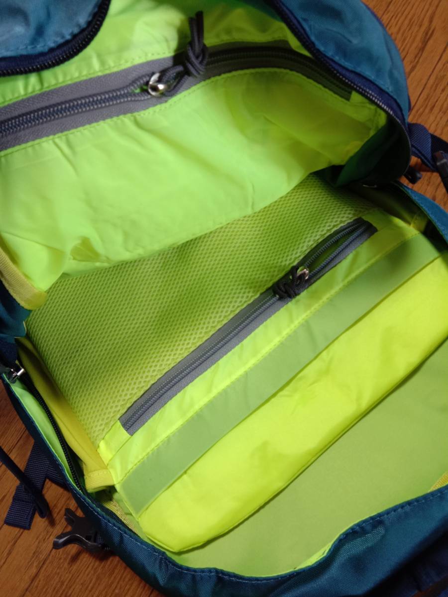 osprey questa クエスタ　万能　デイバック　リュック　バックパック　タウンユースにも通勤通学　アウトドアも◎　２７L 　激安 osprey questa クエスタ 万能 デイバック リュック バックパック