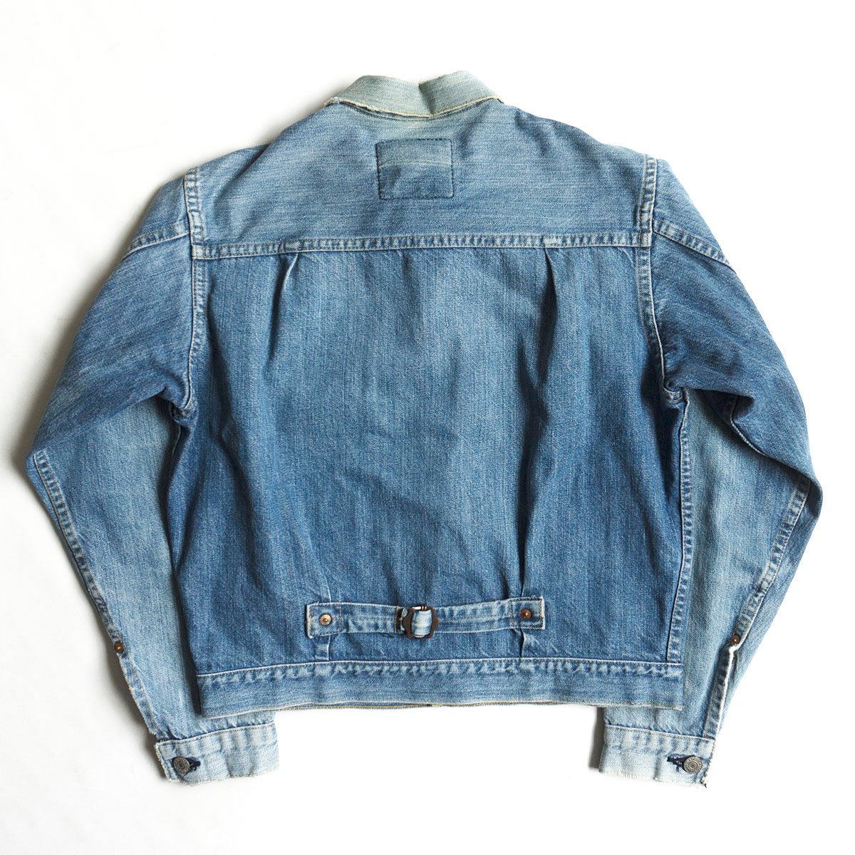 希少モデル】 LEVI