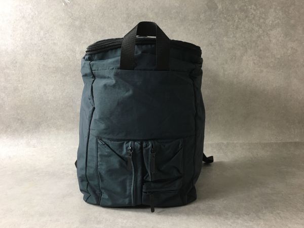 珍品○hussein chalayan x PUMA○UberEats風 箱型スクウェア バック 