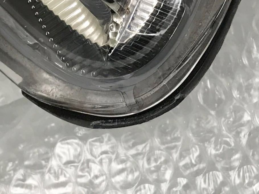 ★ステー折れなし・少しキズ有★ ZRR 80 85 ZWR80 ノア エスクァイア 前期 純正 LED ヘッドライト 右 運転席側 KOITO 28-227 ヴォクシー ノア ZRR80 キズ ZWR80&frasl;ZWR85&frasl;ZRR80 日よけ