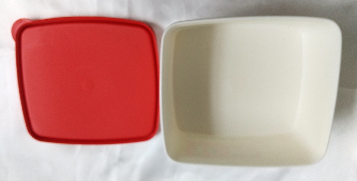 アウトレット品 新品未使用 タッパーウェア 101匹わんちゃん 角型