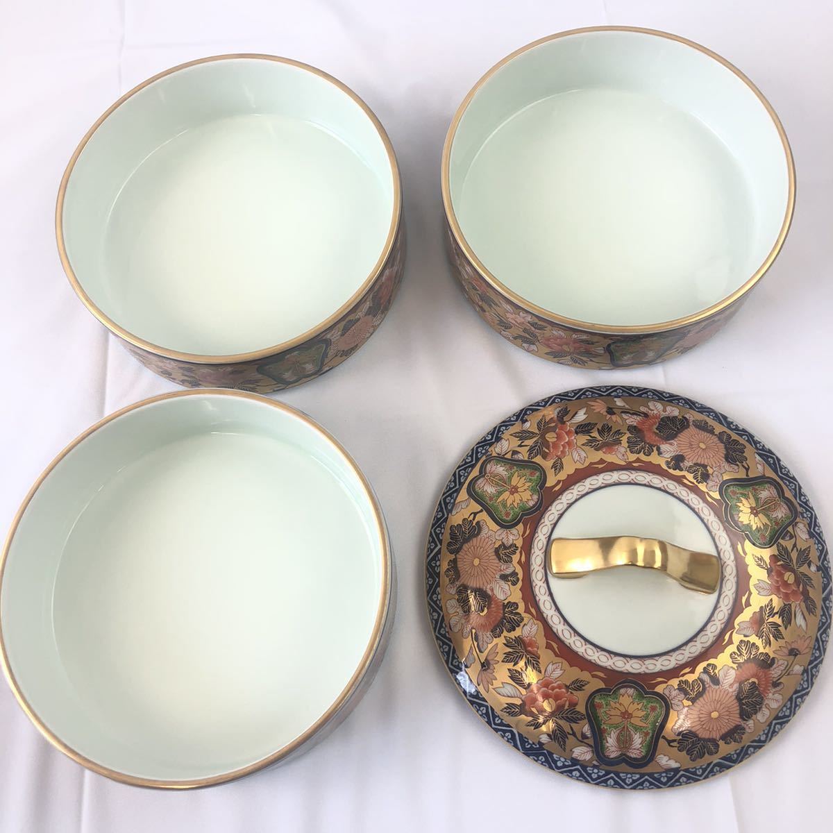 極錦金彩古伊万里 三段重 日肥其泉作 古伊万里 有田焼 陶器 工芸品 和