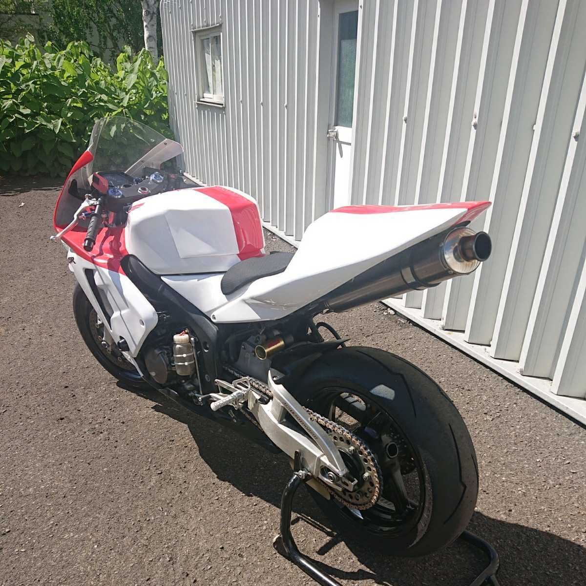 札幌〜ホンダCBR600RR PC37 レーサー TSRマフラー バックステップ 
