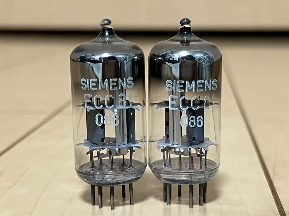 ECC81 Yahoo!オークション ECC81&frasl;12AT7 ECC81&frasl;12AT7-SIEMENS ⁄ NATIONAL ECC81 12AT7 2本 SIEMENS 全数試験済み 良好 真空管 086