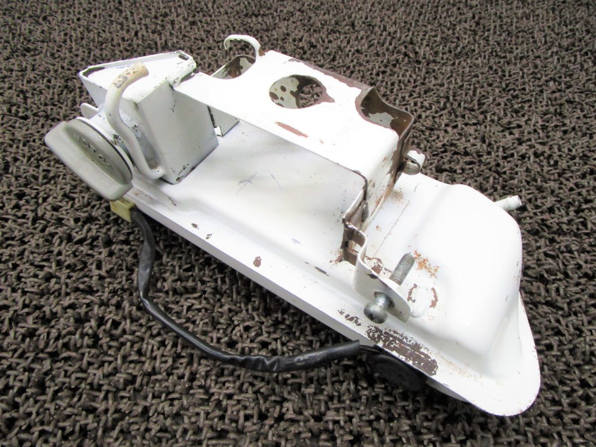 DT90 オイルタンク バッテリーボックス ▲f928！429 ヤマハ 【 429 】