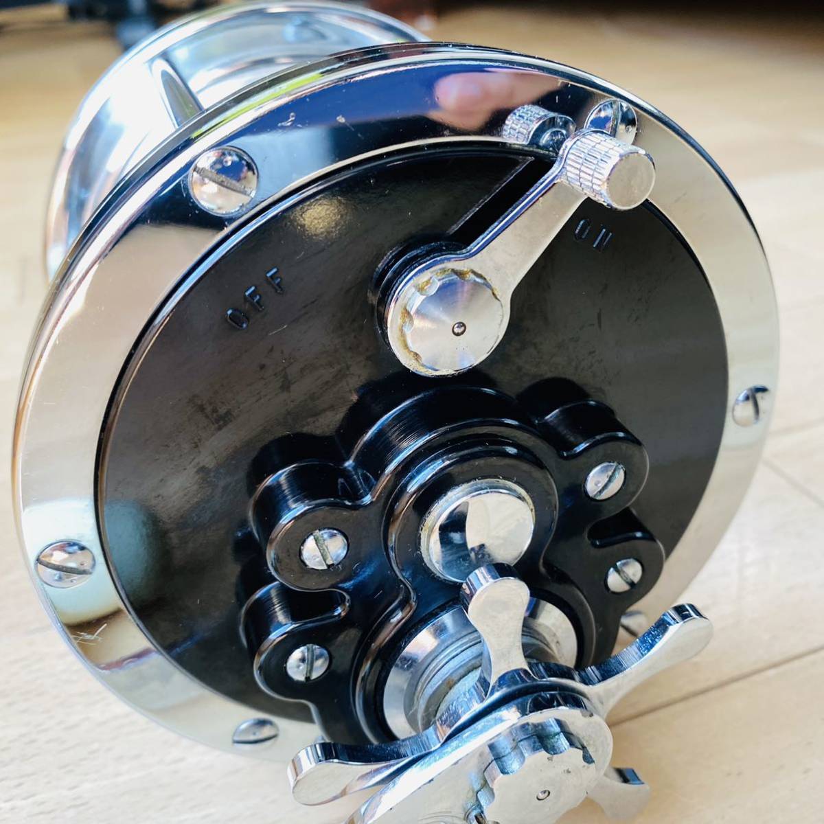 極上品】DAIWA ダイワ SEALINE シーライン 900 両軸リール 釣り 中古