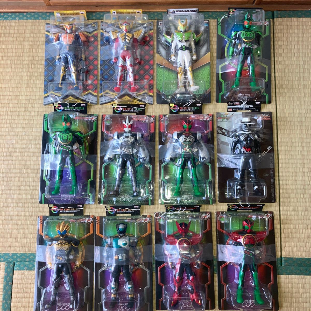 大量！未開封！ 仮面ライダーガイム＆W＆オーズ DXソフビフィギュア