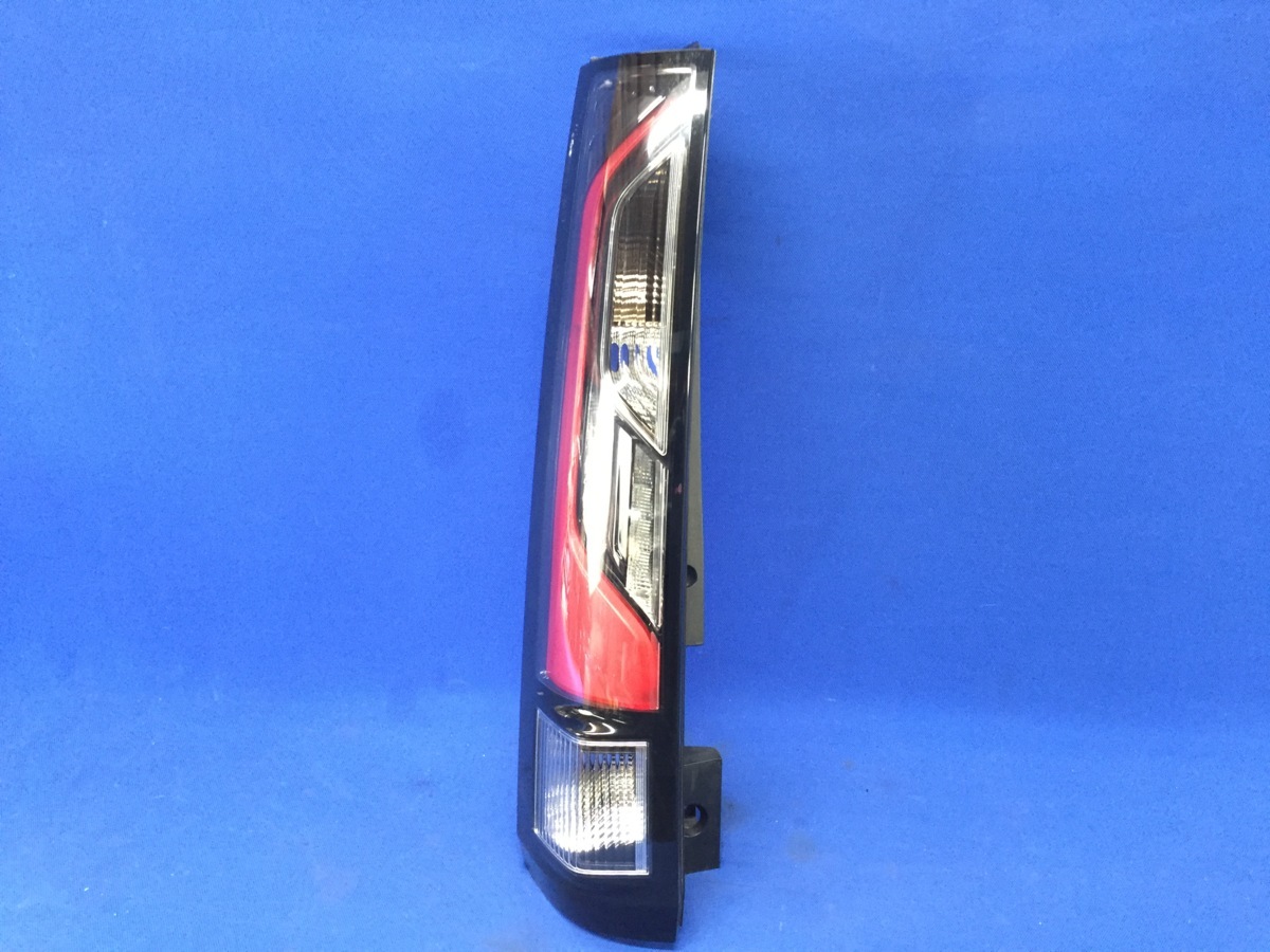 ホンダ ステップワゴン スパーダ RP3 左テールランプ スタンレー W1890 LED 点灯チェックOK [F-7313]